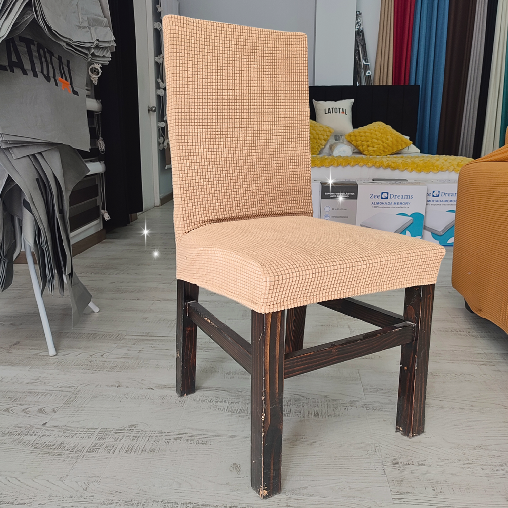 Cómo Usar el Cubre Silla para Proteger y Embellecer Tus Sillas