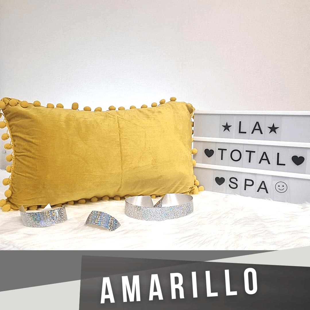 Funda de Cojín con Pompones
